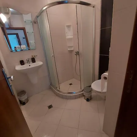 Oasis Lila דירה